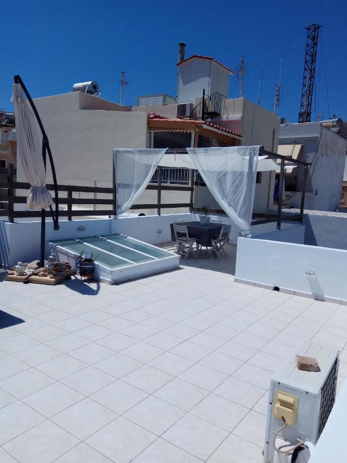 Simple And Special Apartment Ermoupoli Luaran gambar